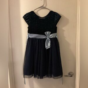 Girls dress size 10